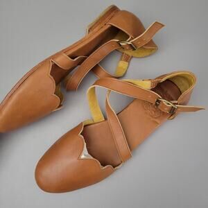 Bali ELF Mangrove Handmade Leather Shoes US 9.5 Crisscross Strappy Mary Jane